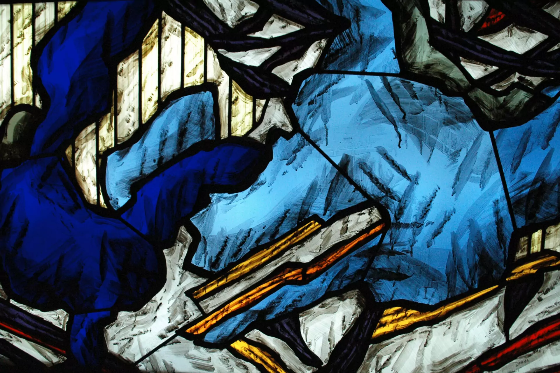 création des vitraux du chœur de la chapelle Saint-Charles à Soissons